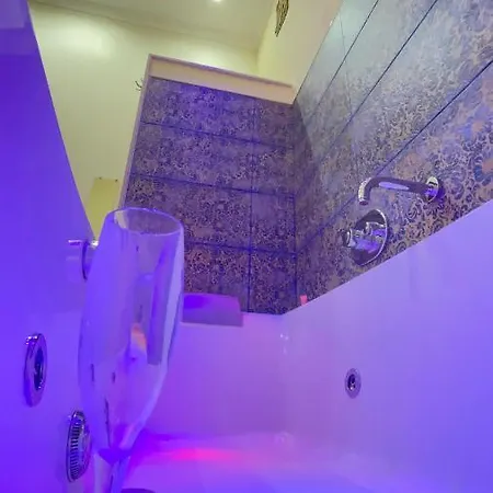 Manfredoniajacuzzi 4* 만프레도니아