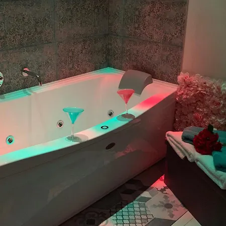 Manfredoniajacuzzi Couette-café