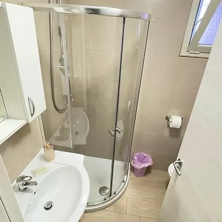 Manfredoniajacuzzi Bed & Breakfast *