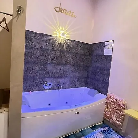 Manfredoniajacuzzi ベッド・アンド・ブレックファスト マンフレドーニア