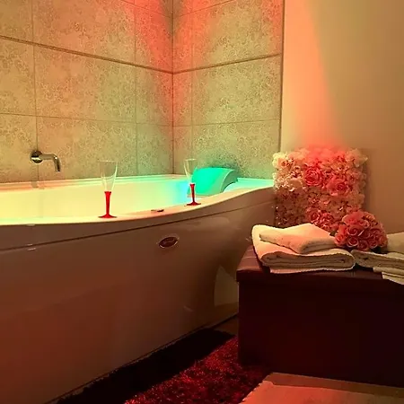 Manfredoniajacuzzi Bed & Breakfast 4*