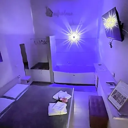 Manfredoniajacuzzi Couette-café