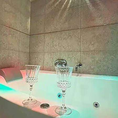 Manfredoniajacuzzi Manfredoine